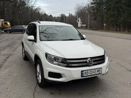 Белый Фольксваген Тигуан, объемом двигателя 1.98 л и пробегом 130 тыс. км за 13300 $, фото 1 на Automoto.ua