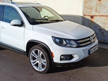 Білий Фольксваген Тігуан, об'ємом двигуна 1.98 л та пробігом 214 тис. км за 14500 $, фото 1 на Automoto.ua