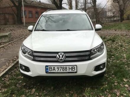 Білий Фольксваген Тігуан, об'ємом двигуна 1.98 л та пробігом 122 тис. км за 15000 $, фото 1 на Automoto.ua