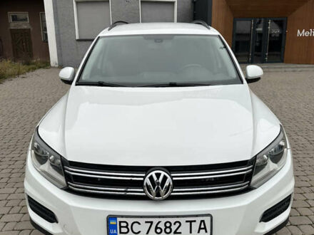 Білий Фольксваген Тігуан, об'ємом двигуна 1.98 л та пробігом 107 тис. км за 13199 $, фото 1 на Automoto.ua
