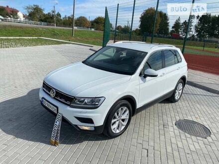 Фольксваген Тігуан 2016 у Бучаче на Automoto.ua Білий Фольксваген Тігуан, об'ємом двигуна 2 л та пробігом 247 тис. км за 22500 $, фото 1 на Automoto.ua