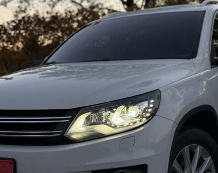 Фольксваген Тигуан 2016 в Виноградове на Automoto.ua Белый Фольксваген Тигуан, объемом двигателя 1.97 л и пробегом 116 тыс. км за 15600 $, фото 1 на Automoto.ua