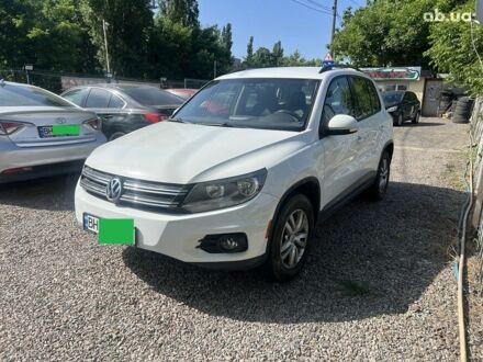 Белый Фольксваген Тигуан, объемом двигателя 0 л и пробегом 207 тыс. км за 14000 $, фото 1 на Automoto.ua