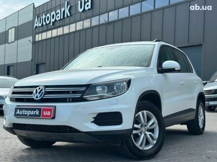 Белый Фольксваген Тигуан, объемом двигателя 2 л и пробегом 152 тыс. км за 15290 $, фото 1 на Automoto.ua