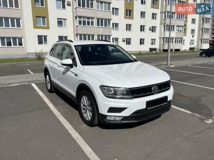 Фольксваген Тігуан 2016 у Вінниці на Automoto.ua Білий Фольксваген Тігуан, об'ємом двигуна 1.98 л та пробігом 256 тис. км за 19900 $, фото 1 на Automoto.ua