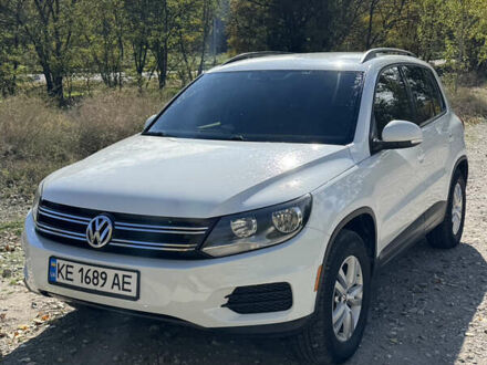 Белый Фольксваген Тигуан, объемом двигателя 1.98 л и пробегом 141 тыс. км за 16169 $, фото 1 на Automoto.ua