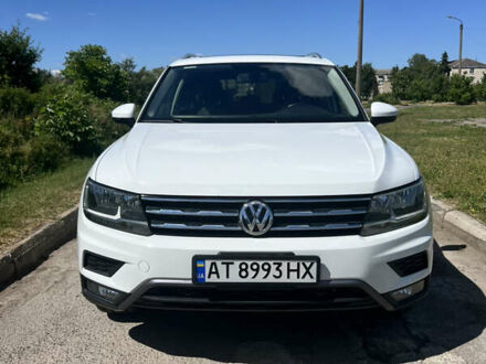 Белый Фольксваген Тигуан, объемом двигателя 1.98 л и пробегом 92 тыс. км за 22300 $, фото 1 на Automoto.ua