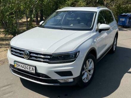 Білий Фольксваген Тігуан, об'ємом двигуна 1.97 л та пробігом 85 тис. км за 30000 $, фото 1 на Automoto.ua
