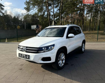 Белый Фольксваген Тигуан, объемом двигателя 2 л и пробегом 190 тыс. км за 11999 $, фото 1 на Automoto.ua