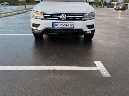 Білий Фольксваген Тігуан, об'ємом двигуна 1.98 л та пробігом 128 тис. км за 24000 $, фото 1 на Automoto.ua