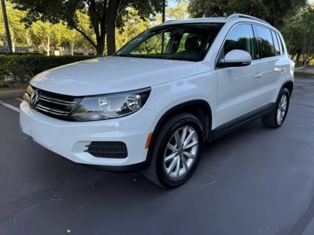 Белый Фольксваген Тигуан, объемом двигателя 2 л и пробегом 58 тыс. км за 7600 $, фото 1 на Automoto.ua