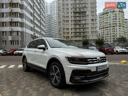 Фольксваген Тигуан 2017 в Одессе на Automoto.ua Белый Фольксваген Тигуан, объемом двигателя 1.98 л и пробегом 78 тыс. км за 24899 $, фото 1 на Automoto.ua