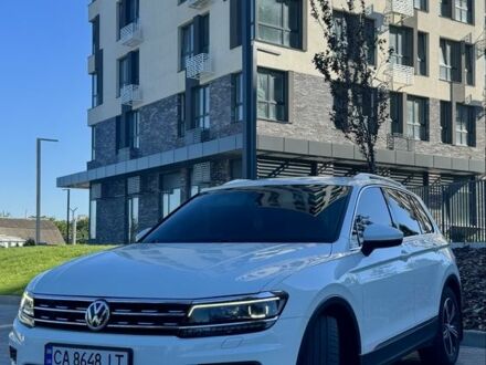 Фольксваген Тигуан 2017 в Кропивницком (Кировограде) на Automoto.ua Белый Фольксваген Тигуан, объемом двигателя 2 л и пробегом 180 тыс. км за 23000 $, фото 1 на Automoto.ua