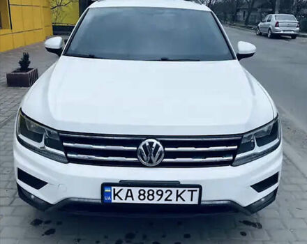 Белый Фольксваген Тигуан, объемом двигателя 1.98 л и пробегом 80 тыс. км за 13300 $, фото 1 на Automoto.ua