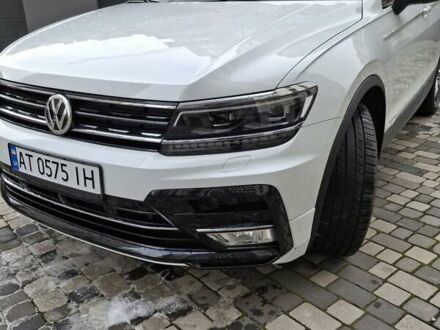 Белый Фольксваген Тигуан, объемом двигателя 1.98 л и пробегом 112 тыс. км за 22500 $, фото 1 на Automoto.ua