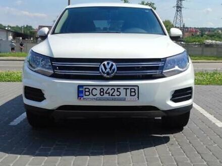 Фольксваген Тигуан 2017 в Трускавце на Automoto.ua Белый Фольксваген Тигуан, объемом двигателя 1.98 л и пробегом 91 тыс. км за 12200 $, фото 1 на Automoto.ua