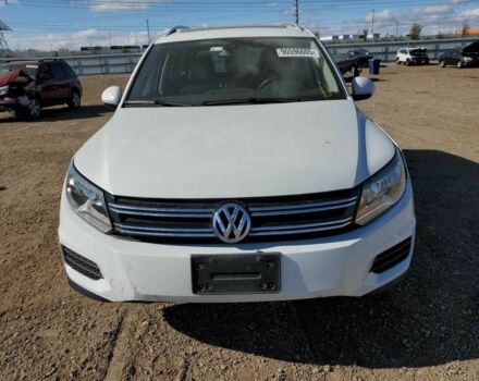 Білий Фольксваген Тігуан, об'ємом двигуна 2 л та пробігом 130 тис. км за 2900 $, фото 1 на Automoto.ua