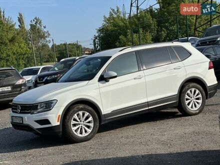 Фольксваген Тігуан 2017 у Хмельницькому на Automoto.ua Білий Фольксваген Тігуан, об'ємом двигуна 1.98 л та пробігом 205 тис. км за 15700 $, фото 1 на Automoto.ua