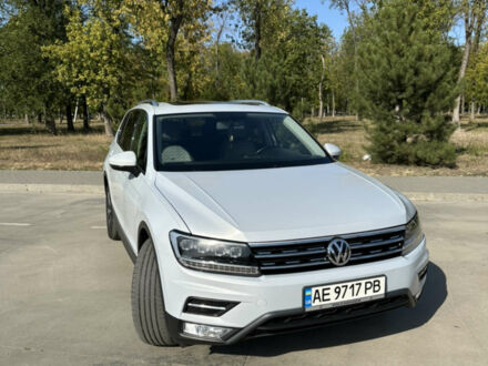 Білий Фольксваген Тігуан, об'ємом двигуна 2 л та пробігом 67 тис. км за 21500 $, фото 1 на Automoto.ua