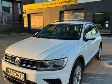 Білий Фольксваген Тігуан, об'ємом двигуна 1.98 л та пробігом 123 тис. км за 21000 $, фото 1 на Automoto.ua