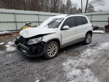Фольксваген Тигуан 2017 в Львове на Automoto.ua Белый Фольксваген Тигуан, объемом двигателя 2 л и пробегом 0 тыс. км за 8600 $, фото 1 на Automoto.ua