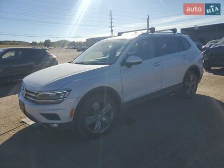 Белый Фольксваген Тигуан, объемом двигателя 1.98 л и пробегом 118 тыс. км за 3900 $, фото 1 на Automoto.ua