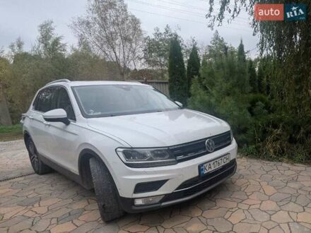 Белый Фольксваген Тигуан, объемом двигателя 1.97 л и пробегом 355 тыс. км за 19000 $, фото 1 на Automoto.ua