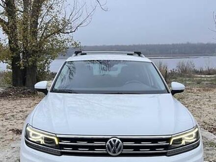 Белый Фольксваген Тигуан, объемом двигателя 1.97 л и пробегом 114 тыс. км за 28000 $, фото 1 на Automoto.ua