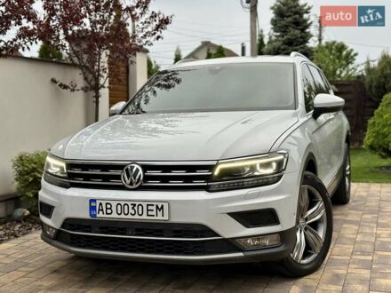 Фольксваген Тигуан 2018 в Виннице на Automoto.ua Белый Фольксваген Тигуан, объемом двигателя 2 л и пробегом 168 тыс. км за 21999 $, фото 1 на Automoto.ua