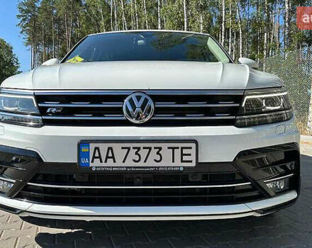 Білий Фольксваген Тігуан, об'ємом двигуна 1.98 л та пробігом 95 тис. км за 20000 $, фото 1 на Automoto.ua