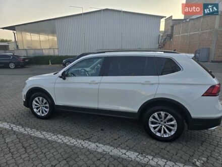 Фольксваген Тигуан 2018 в Черновцах на Automoto.ua Белый Фольксваген Тигуан, объемом двигателя 1.98 л и пробегом 113 тыс. км за 17500 $, фото 1 на Automoto.ua