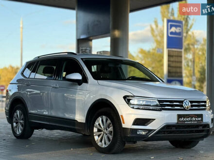 Белый Фольксваген Тигуан, объемом двигателя 2 л и пробегом 117 тыс. км за 17999 $, фото 1 на Automoto.ua