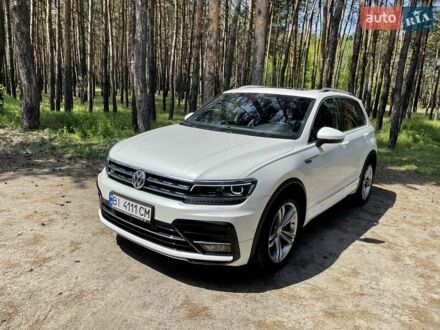 Білий Фольксваген Тігуан, об'ємом двигуна 1.98 л та пробігом 57 тис. км за 40500 $, фото 1 на Automoto.ua