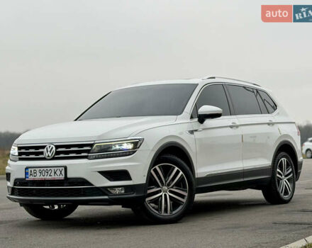 Білий Фольксваген Тігуан, об'ємом двигуна 2 л та пробігом 66 тис. км за 30999 $, фото 1 на Automoto.ua