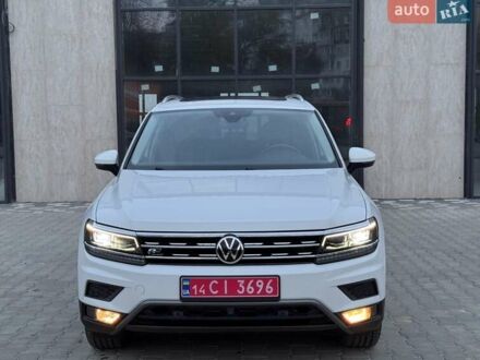 Белый Фольксваген Тигуан, объемом двигателя 1.98 л и пробегом 172 тыс. км за 22900 $, фото 1 на Automoto.ua