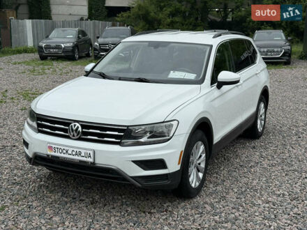 Фольксваген Тигуан 2018 в Ирпене на Automoto.ua Белый Фольксваген Тигуан, объемом двигателя 1.98 л и пробегом 116 тыс. км за 18500 $, фото 1 на Automoto.ua