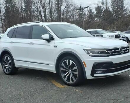 Белый Фольксваген Тигуан, объемом двигателя 2 л и пробегом 46 тыс. км за 8000 $, фото 1 на Automoto.ua