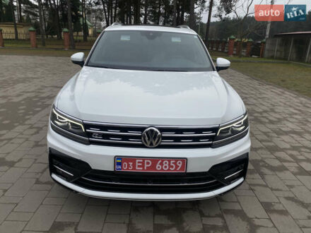 Білий Фольксваген Тігуан, об'ємом двигуна 2 л та пробігом 111 тис. км за 24500 $, фото 1 на Automoto.ua