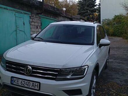 Білий Фольксваген Тігуан, об'ємом двигуна 2 л та пробігом 60 тис. км за 20500 $, фото 1 на Automoto.ua