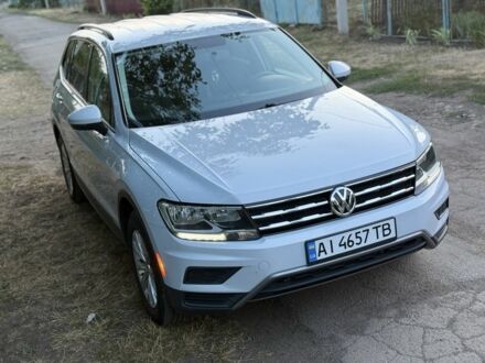 Белый Фольксваген Тигуан, объемом двигателя 2 л и пробегом 95 тыс. км за 24000 $, фото 1 на Automoto.ua