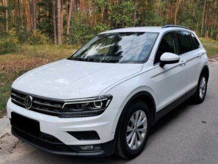 Фольксваген Тігуан 2019 у Івано-Франківську на Automoto.ua Білий Фольксваген Тігуан, об'ємом двигуна 2 л та пробігом 32 тис. км за 17000 $, фото 1 на Automoto.ua