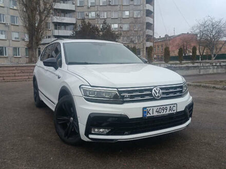 Белый Фольксваген Тигуан, объемом двигателя 1.98 л и пробегом 124 тыс. км за 19000 $, фото 1 на Automoto.ua