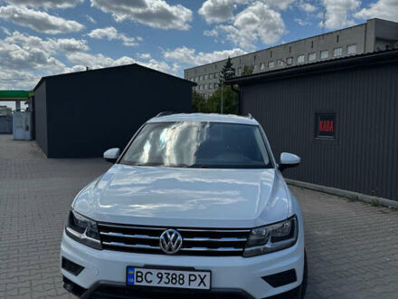 Фольксваген Тигуан 2019 в Сокале на Automoto.ua Белый Фольксваген Тигуан, объемом двигателя 1.98 л и пробегом 80 тыс. км за 15900 $, фото 1 на Automoto.ua