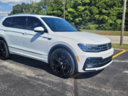 Білий Фольксваген Тігуан, об'ємом двигуна 2 л та пробігом 43 тис. км за 13000 $, фото 1 на Automoto.ua