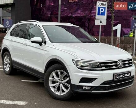 Белый Фольксваген Тигуан, объемом двигателя 1.97 л и пробегом 93 тыс. км за 31990 $, фото 1 на Automoto.ua