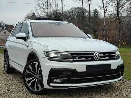 Фольксваген Тигуан 2019 в Киеве на Automoto.ua Белый Фольксваген Тигуан, объемом двигателя 2 л и пробегом 74 тыс. км за 16000 $, фото 1 на Automoto.ua