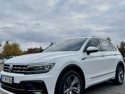 Фольксваген Тигуан 2019 в Днепре (Днепропетровске) на Automoto.ua Белый Фольксваген Тигуан, объемом двигателя 1.98 л и пробегом 54 тыс. км за 31500 $, фото 1 на Automoto.ua