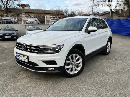 Фольксваген Тигуан 2019 в Киеве на Automoto.ua Белый Фольксваген Тигуан, объемом двигателя 2 л и пробегом 53 тыс. км за 32998 $, фото 1 на Automoto.ua