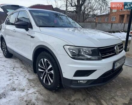 Белый Фольксваген Тигуан, объемом двигателя 1.97 л и пробегом 241 тыс. км за 24200 $, фото 1 на Automoto.ua