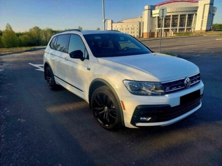 Белый Фольксваген Тигуан, объемом двигателя 2 л и пробегом 93 тыс. км за 18000 $, фото 1 на Automoto.ua